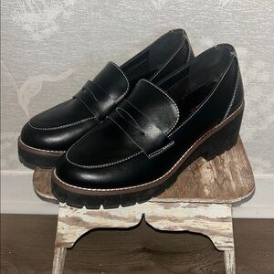 BLONDO Daina Black Chunky Heel Waterproof Platform Penny Loafers, 9.5